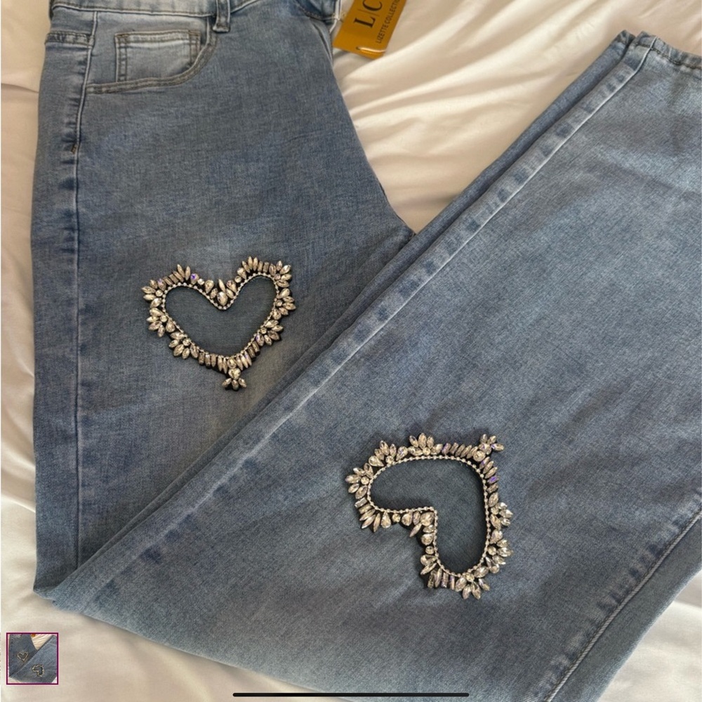 Embellished Blue Jeans - Picture 3 of 3